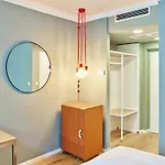 Weitzer - Centre Of Hotel 4*