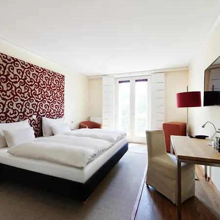 Weitzer - Centre Of Hotell 4*