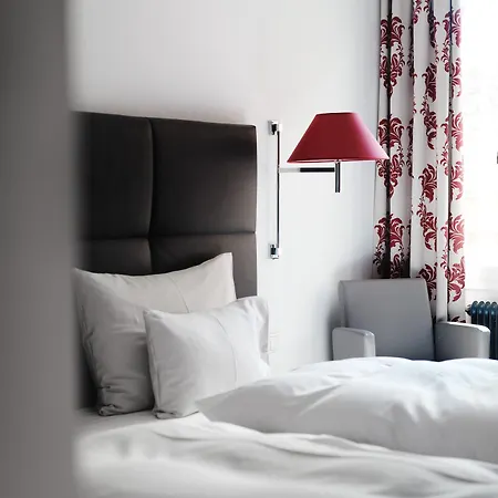Otel Weitzer - Centre Of Graz