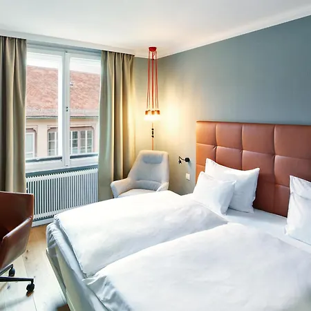 Hotell Weitzer - Centre Of 4*