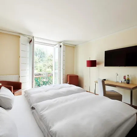 Hotell Weitzer - Centre Of 4*