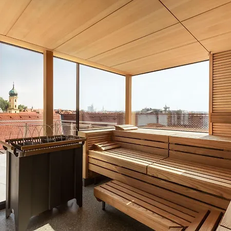 Weitzer - Centre Of 4* Graz