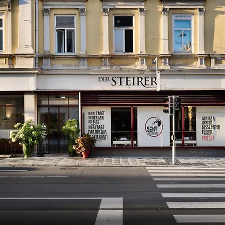 Weitzer - Centre Of 4* Graz