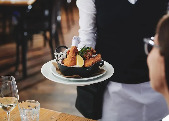 Hotel Weitzer - Centre Of 4*