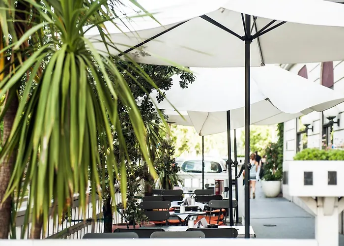 Weitzer - Centre Of 4* Graz