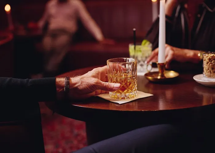 Weitzer - Centre Of 4*