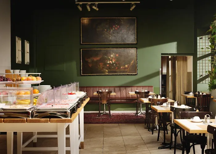 Weitzer - Centre Of Hotel