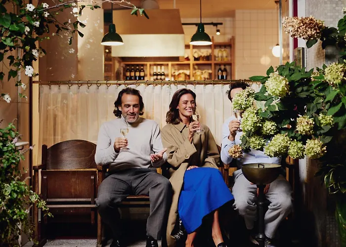 Hotel Weitzer - Centre Of 4*